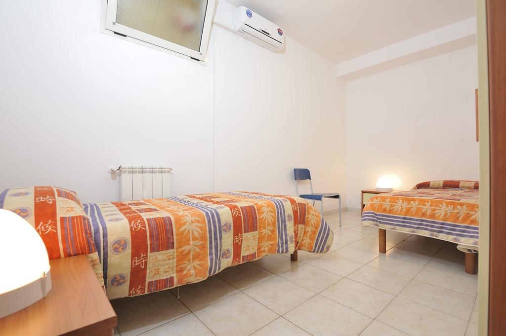 Aparthotel Arbatax Le Terrazze Sul Mare Habitación foto